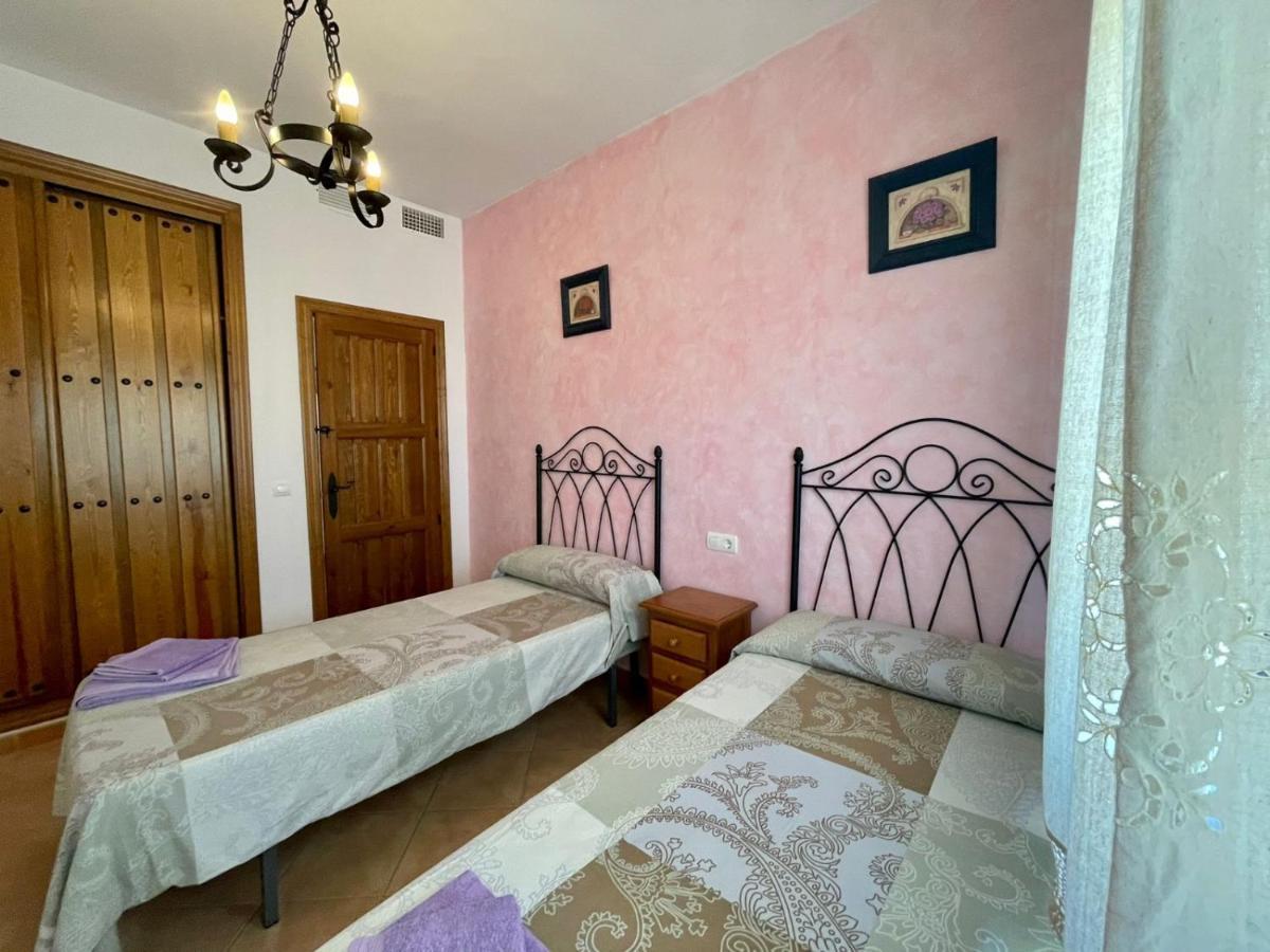 Finca El Almendro Малага Экстерьер фото